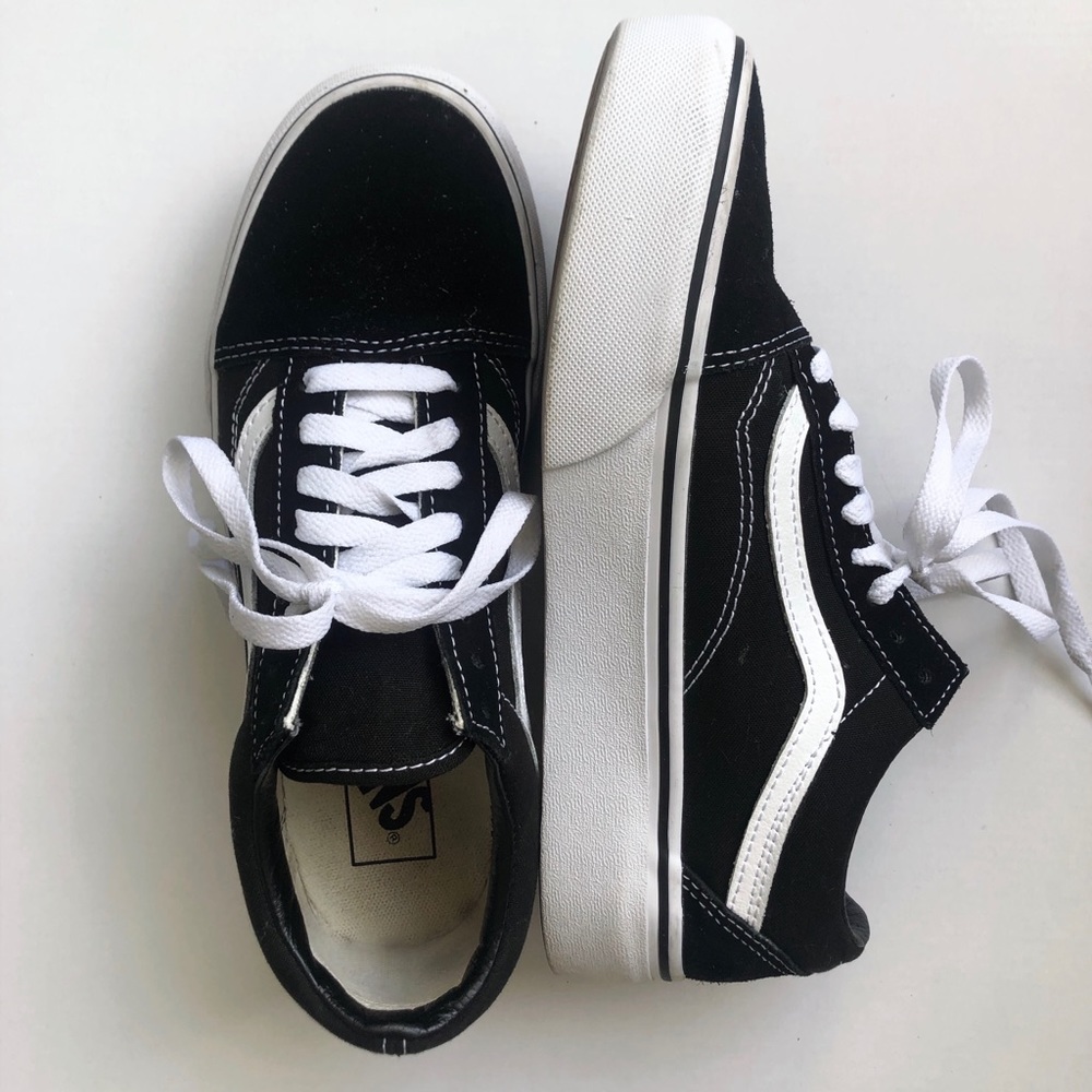 VANS OLD SKOOL PLATFORM SKATE SHOE